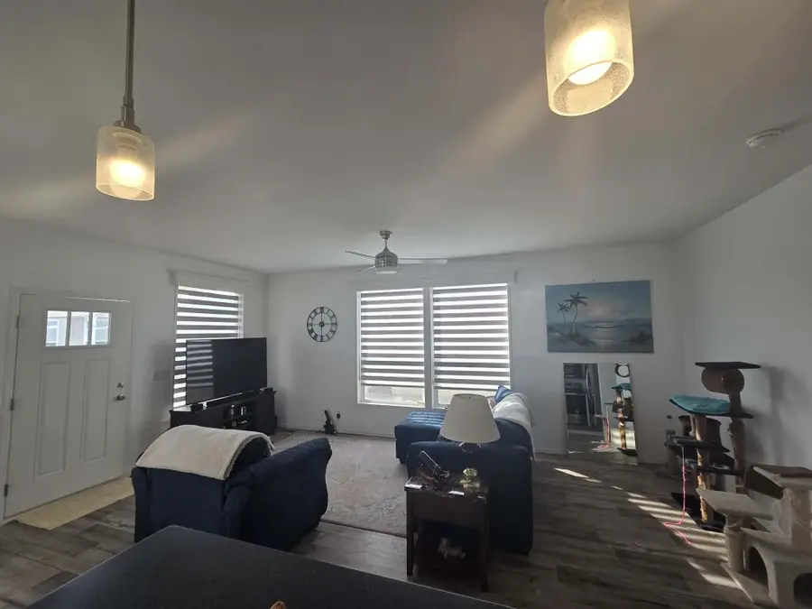 3555 S Pacific Highway #SPC 48, Medford, OR 97501 - #3