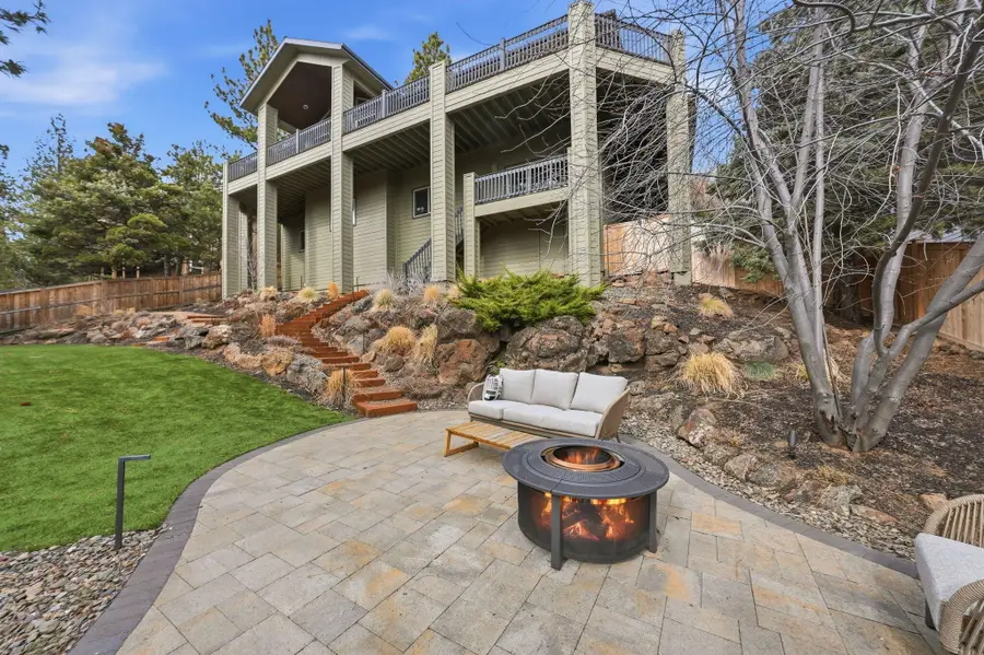 1989 NW Iowa Avenue, Bend, OR 97703 - #2