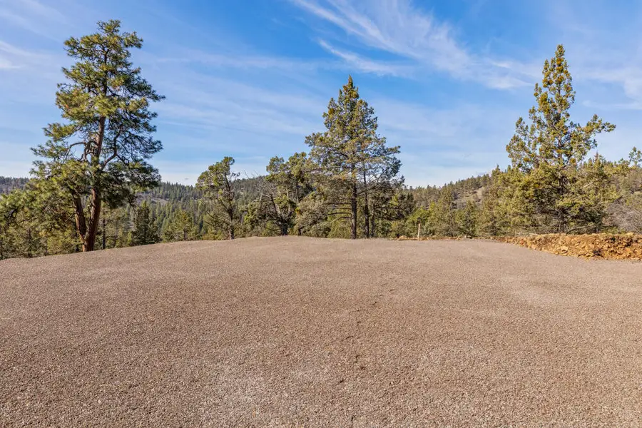 1075 Water Birch Court, Klamath Falls, OR 97601 - #2