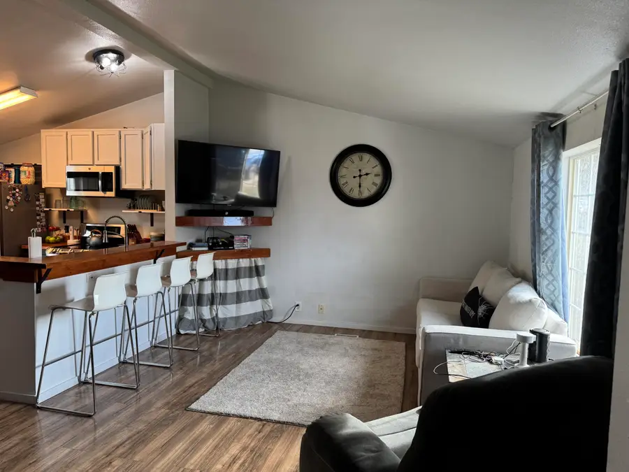 993 SE Turner Street, Madras, OR 97741 - #3