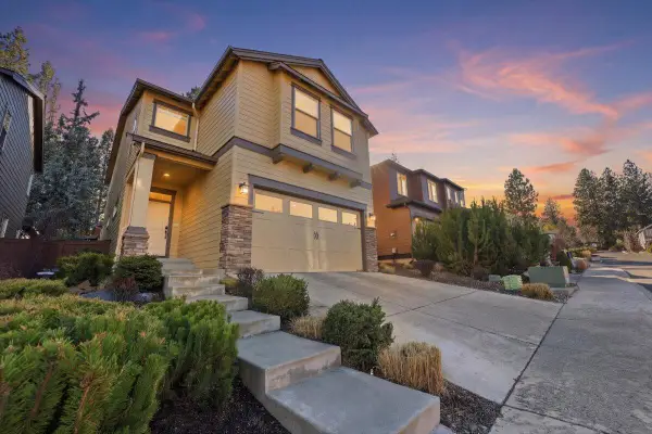 1713 NW Precision Lane, Bend, OR 97703