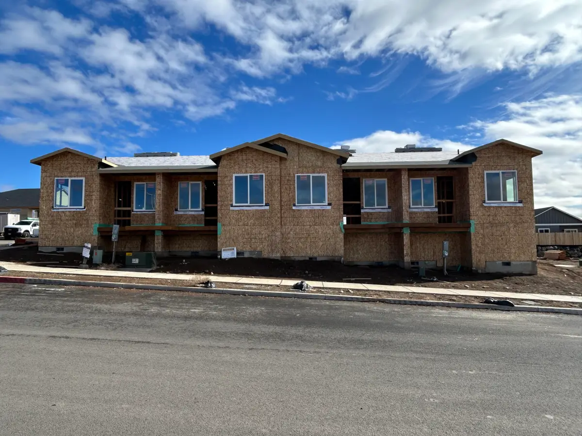 3976 SW 39th Street #Lot 37, Redmond, OR 97756 - #1