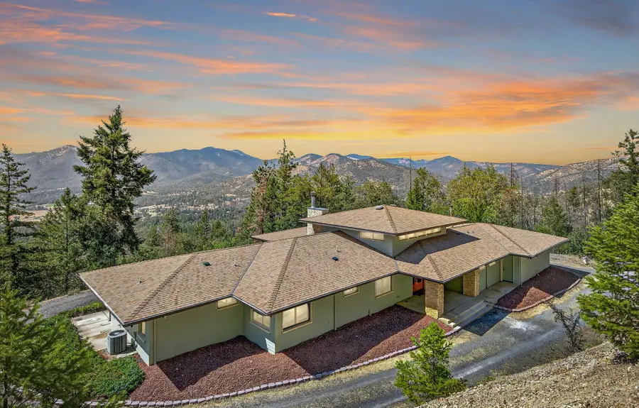 615 Tumbleweed Trail, Jacksonville, OR 97530 - #3