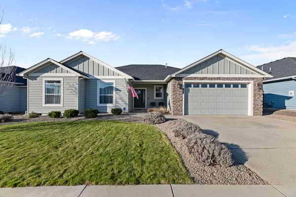 1043 Arrowhead Trail, Eagle Point, OR 97524