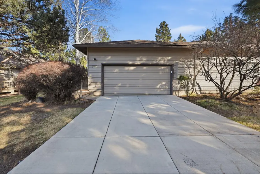 3076 NW Clubhouse Drive, Bend, OR 97703 - #2