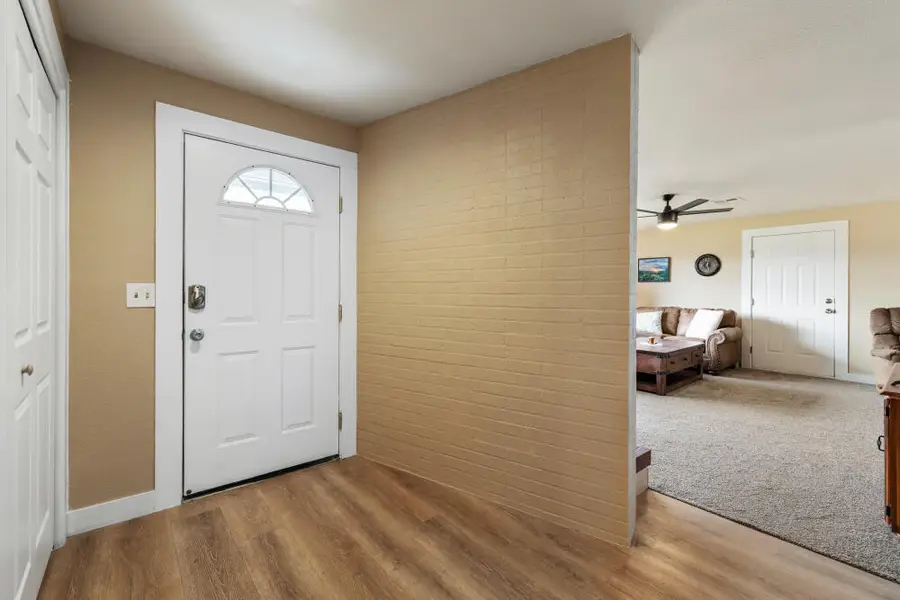 10055 Westbrook Drive, Klamath Falls, OR 97603 - #2