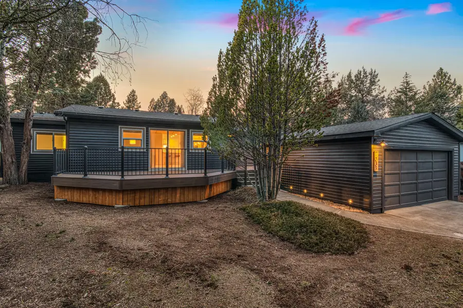 1033 SE Laurelwood Place, Bend, OR 97702 - #2