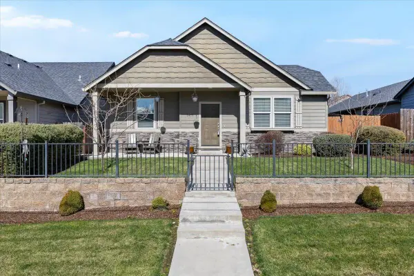 1459 Spring Street, Medford, OR 97504