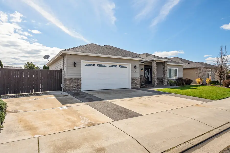 936 Arrowhead Trail, Eagle Point, OR 97524 - #2