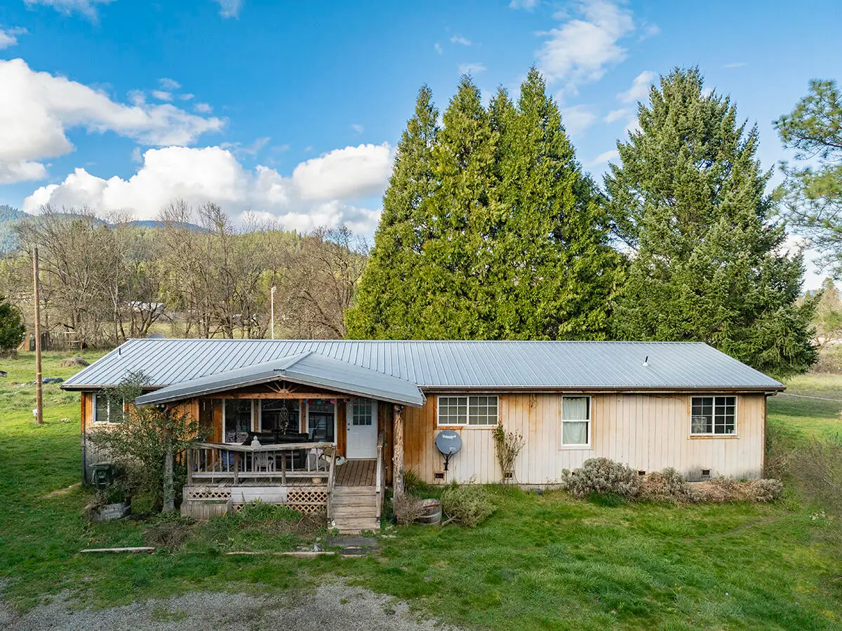 1392 Cedar Flat Road, Williams, OR 97544 - #1