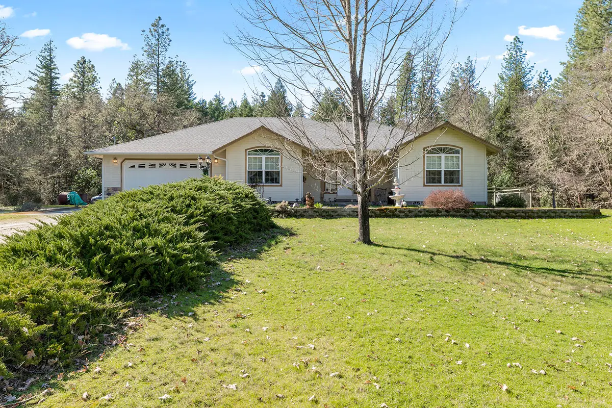 698 Ewe Creek Road, Grants Pass, OR 97526 - #1