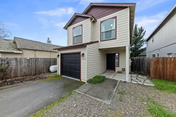 1379 Circle Wood Drive, Central Point, OR 97502