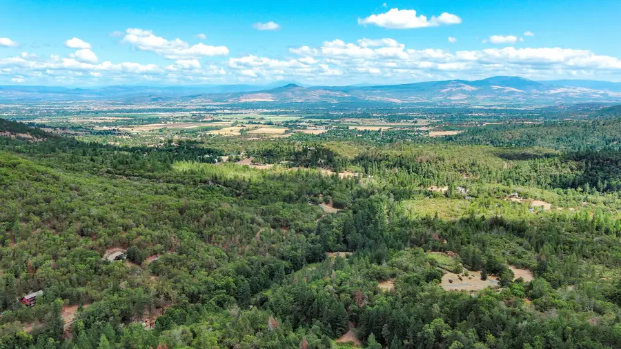 685 Jacksonville Res Road, Jacksonville, OR 97530 - #3