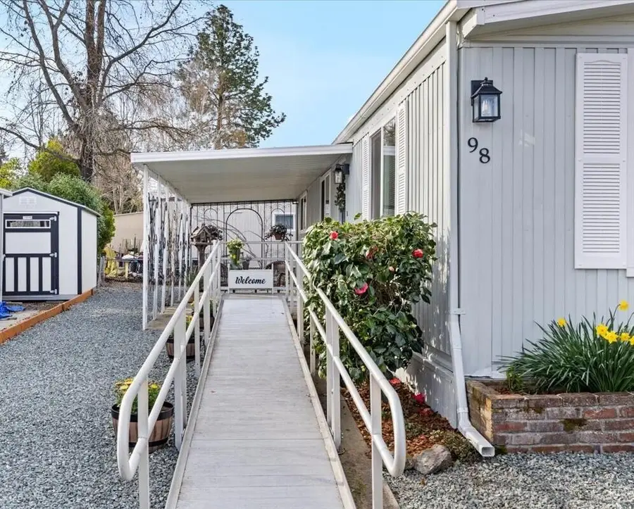 3431 S Pacific Highway #SPC 98, Medford, OR 97501 - #2