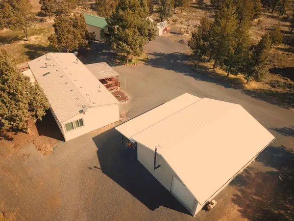 6471 SW Dee Lane, Culver, OR 97734