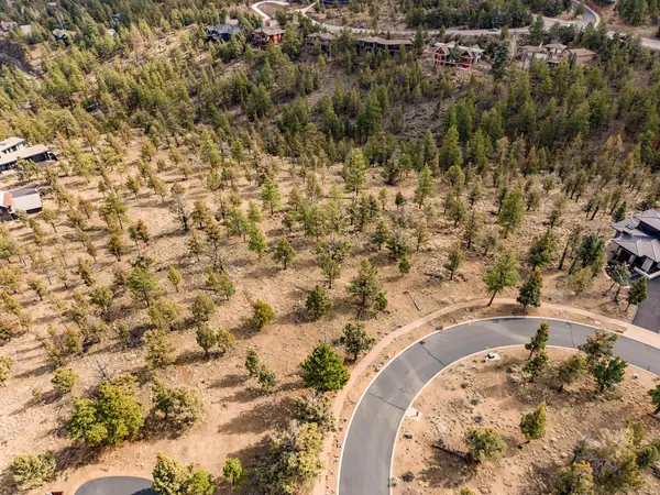 1474 NW Puccoon Court #34, Bend, OR 97701