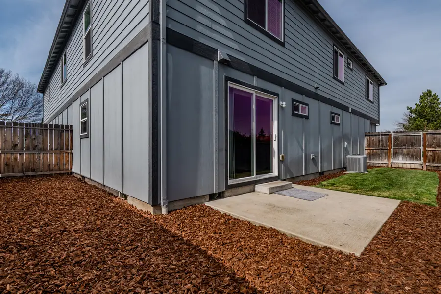 1109 Peachwood Court, Medford, OR 97501 - #3