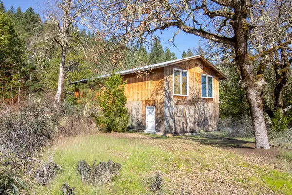 252 Warren Road, Selma, OR 97538