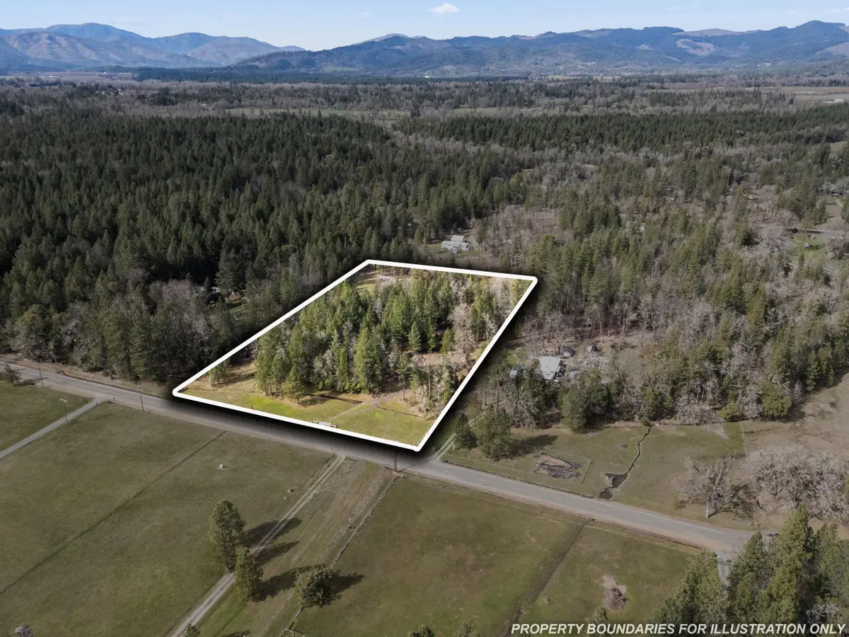 522 Jackadel Lane, Cave Junction, OR 97523 - #1