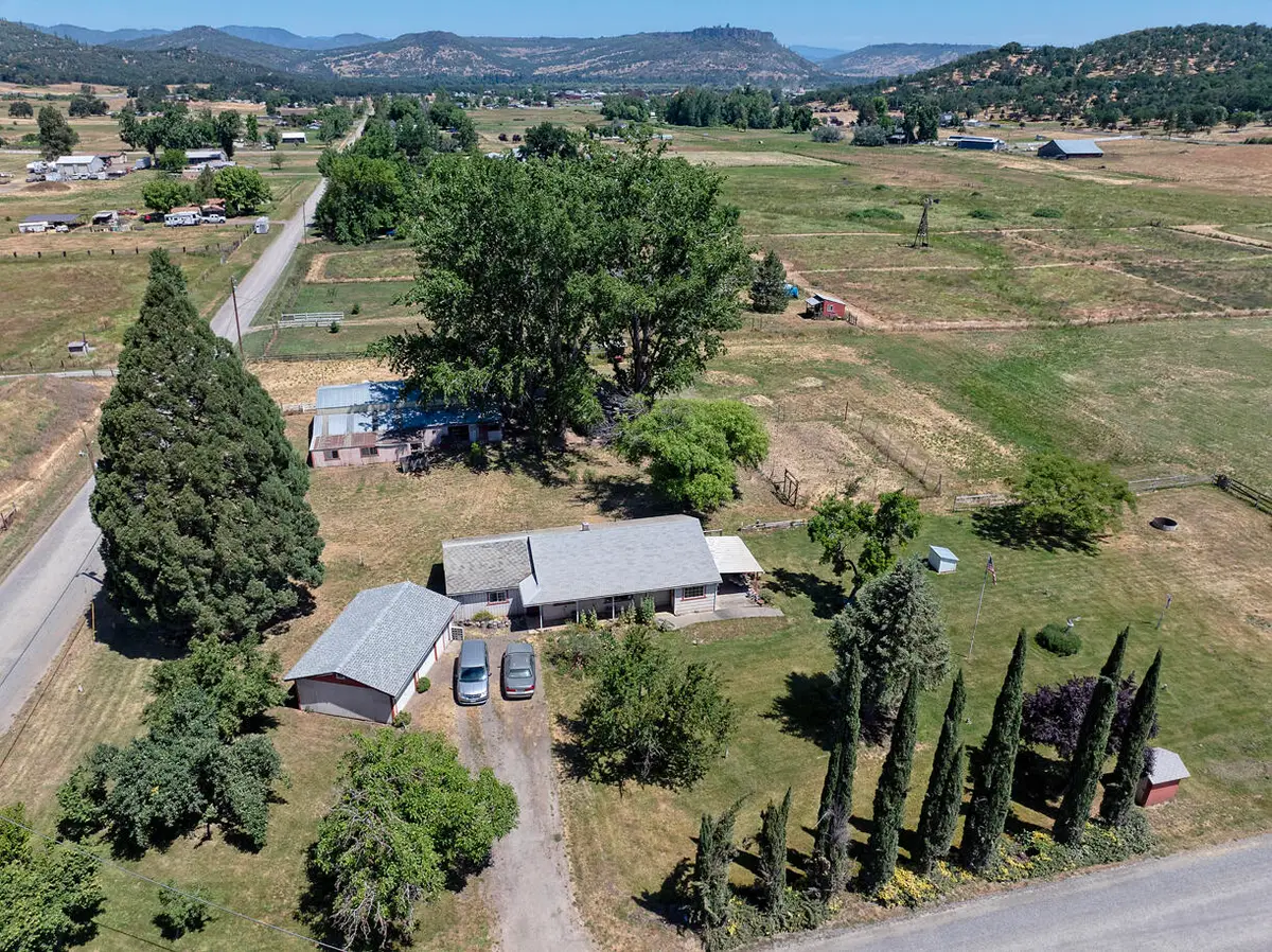 4464 Tioga Way, Central Point, OR 97502 - #1