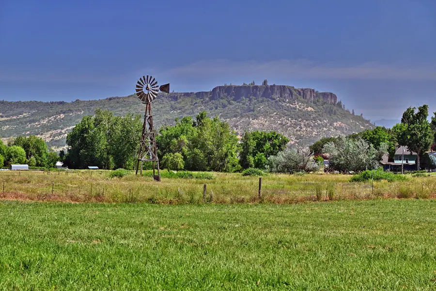 4464 Tioga Way, Central Point, OR 97502 - #2