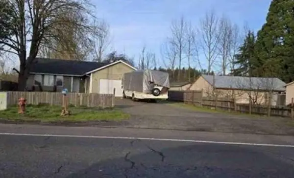 408 W Bishop Way, Brownsville, OR 97327