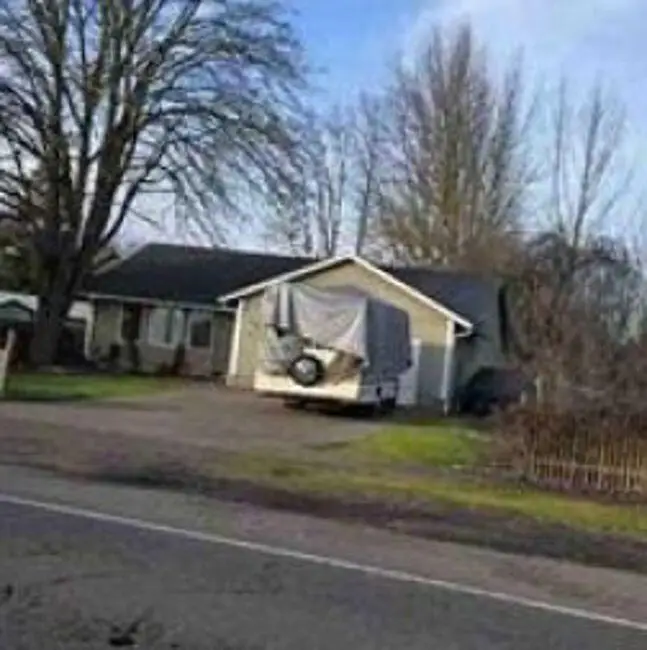 408 W Bishop Way, Brownsville, OR 97327 - #2