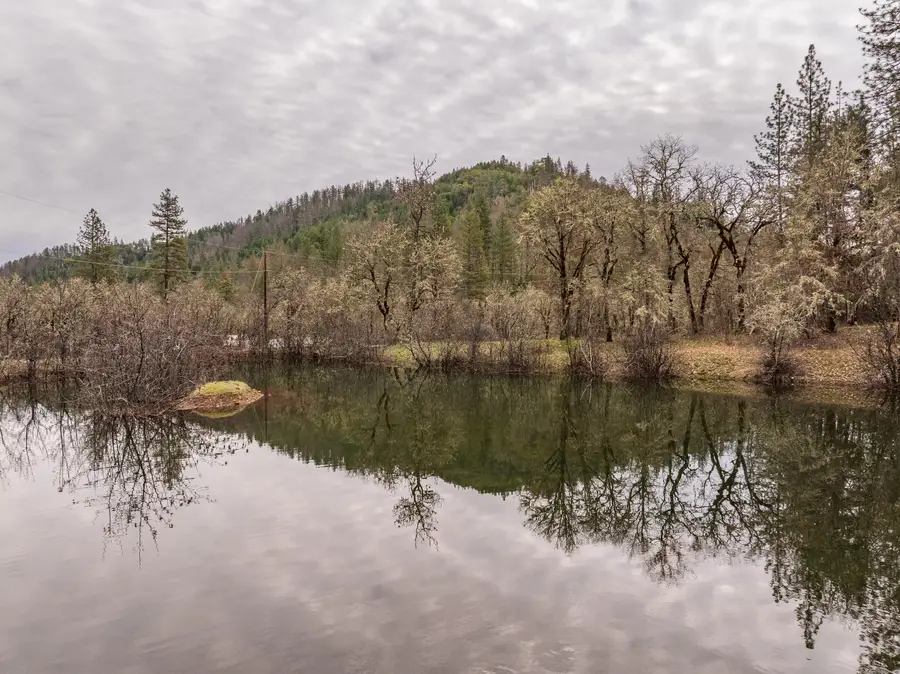 2527 Crowfoot Road, Eagle Point, OR 97524 - #2