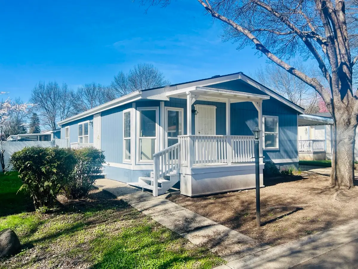 633 E Archwood Drive #UNIT 43, Eagle Point, OR 97524 - #1