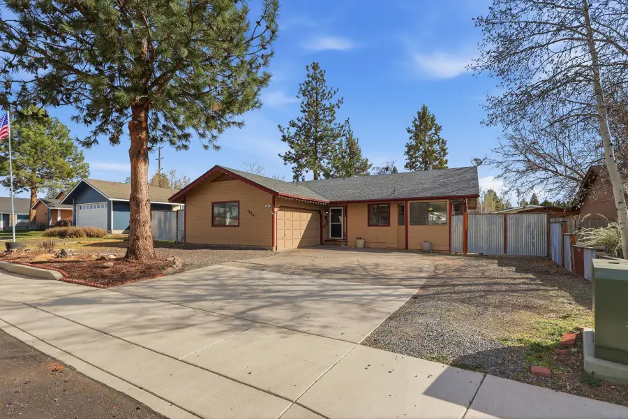 1449 SE Lostine Circle, Bend, OR 97702 - #3