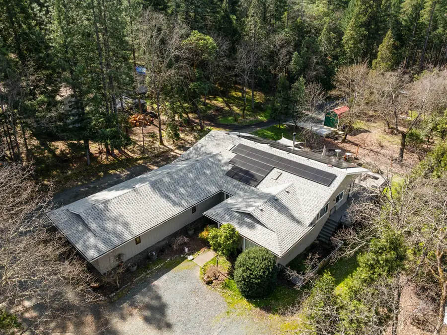 287 Surrey Drive, Grants Pass, OR 97526 - #3