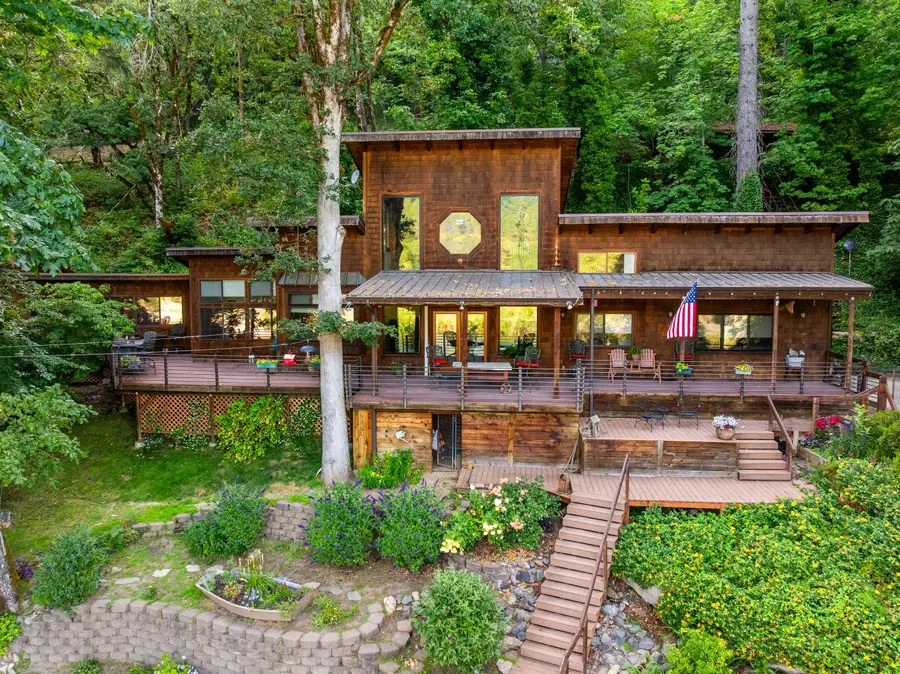 4941 Riverbanks Road, Grants Pass, OR 97527 - #2