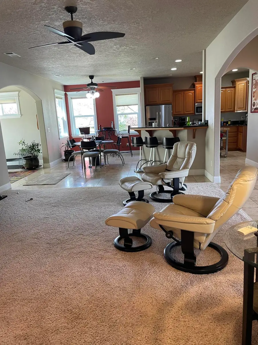 374 Leandra Lane, Eagle Point, OR 97524 - #2