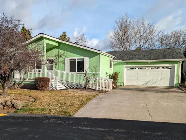 1188 NE 27th Street #12, Bend, OR 97701
