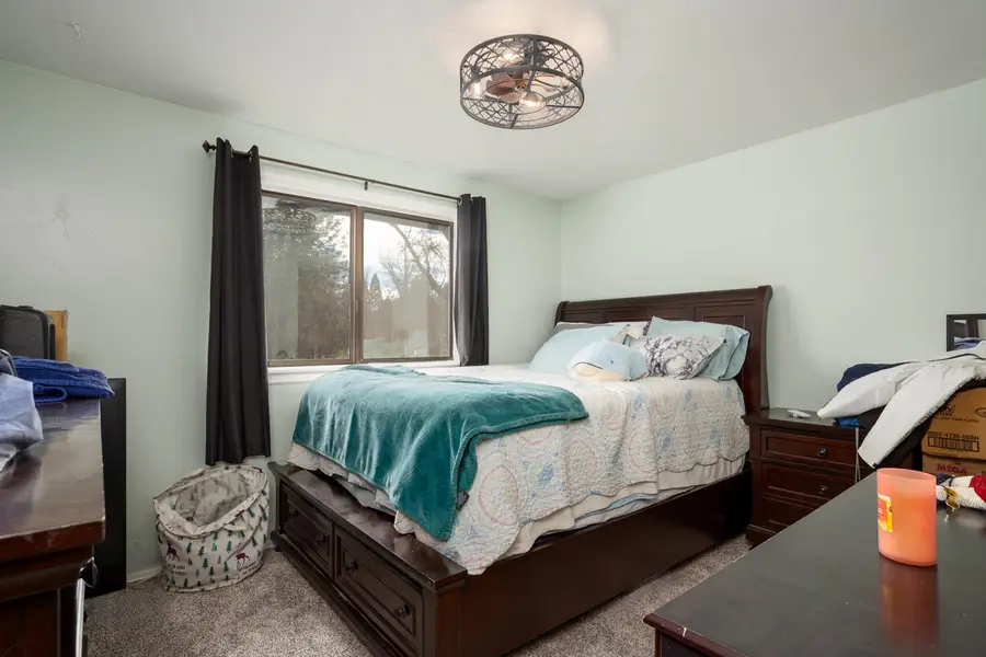 1000 Lawrence Lane, Merlin, OR 97532 - #2