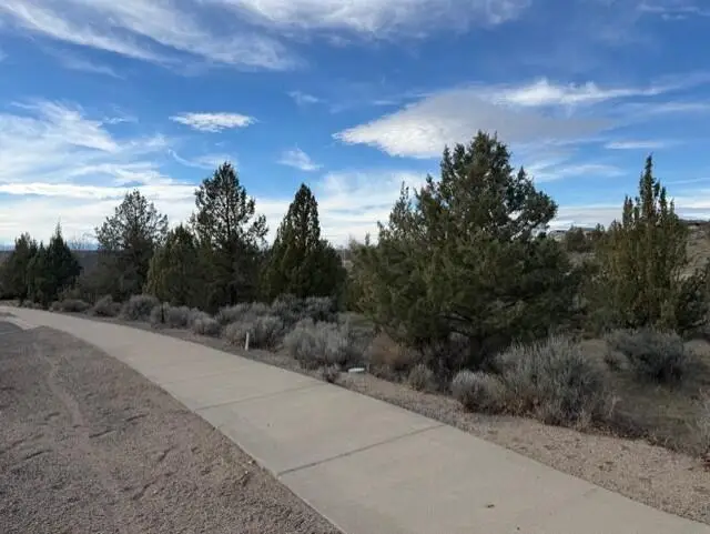 SE Yarrow Avenue #67/68, Madras, OR 97741 - #3