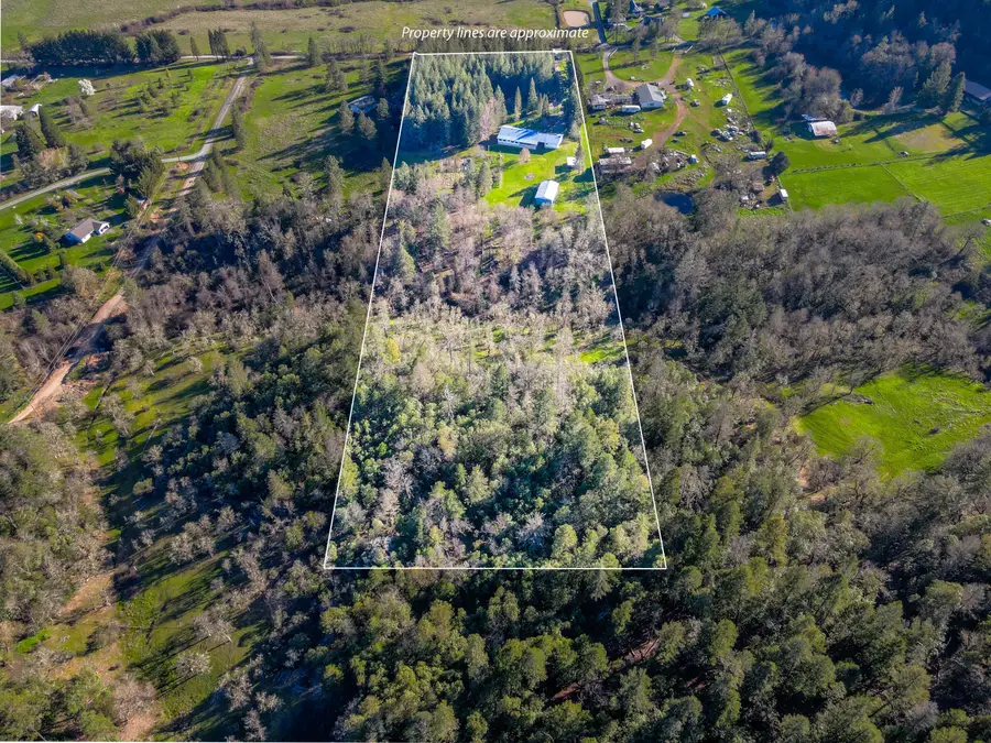 230 Hussey Lane, Grants Pass, OR 97527 - #2