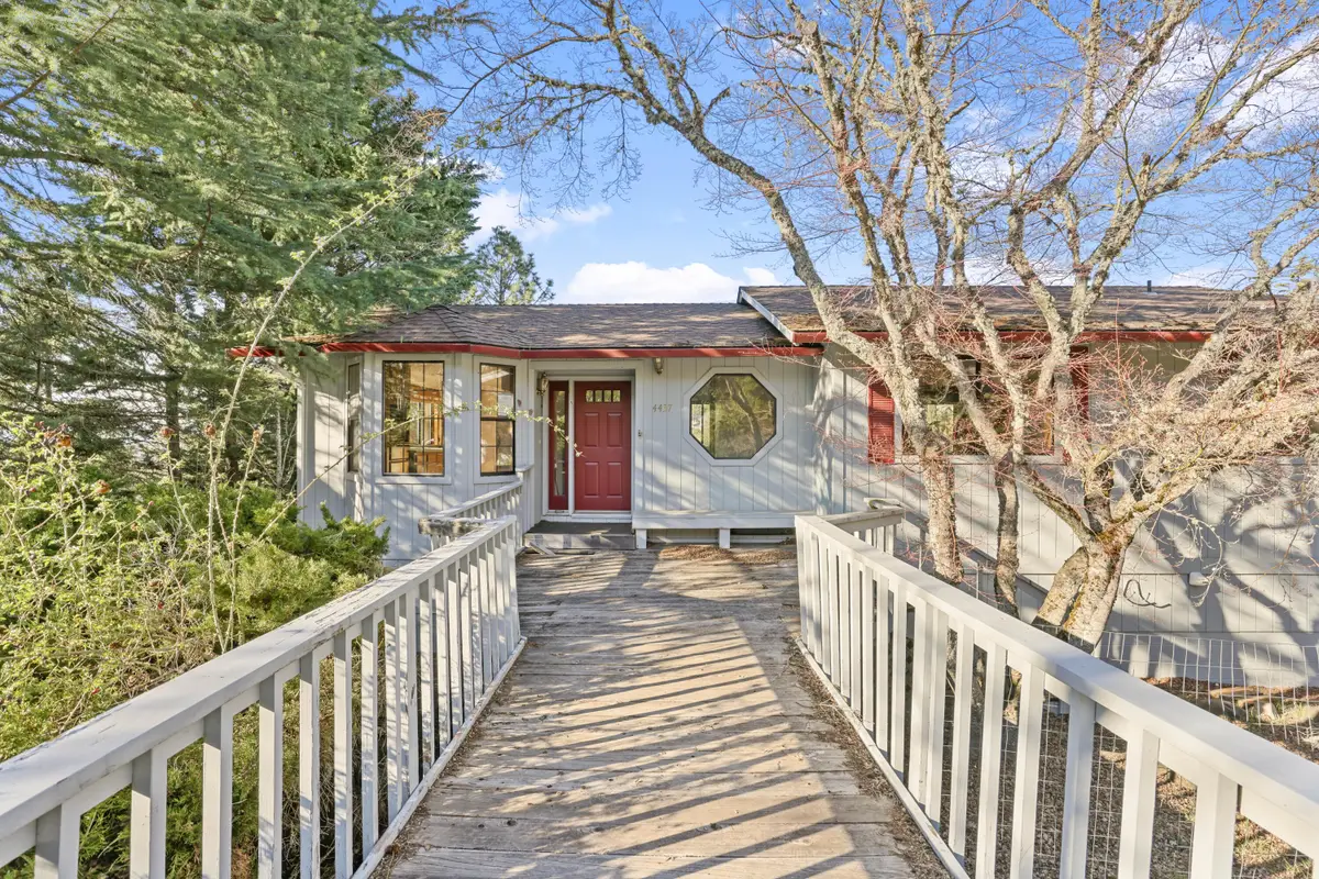 4437 San Juan Drive, Medford, OR 97504 - #1