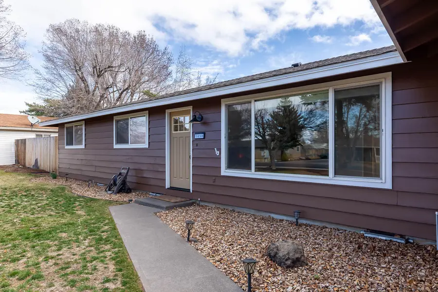1650 SW 16th Street, Redmond, OR 97756 - #2