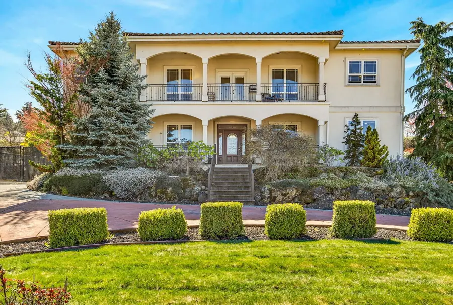 112 Monterey, Medford, OR 97504 - #2