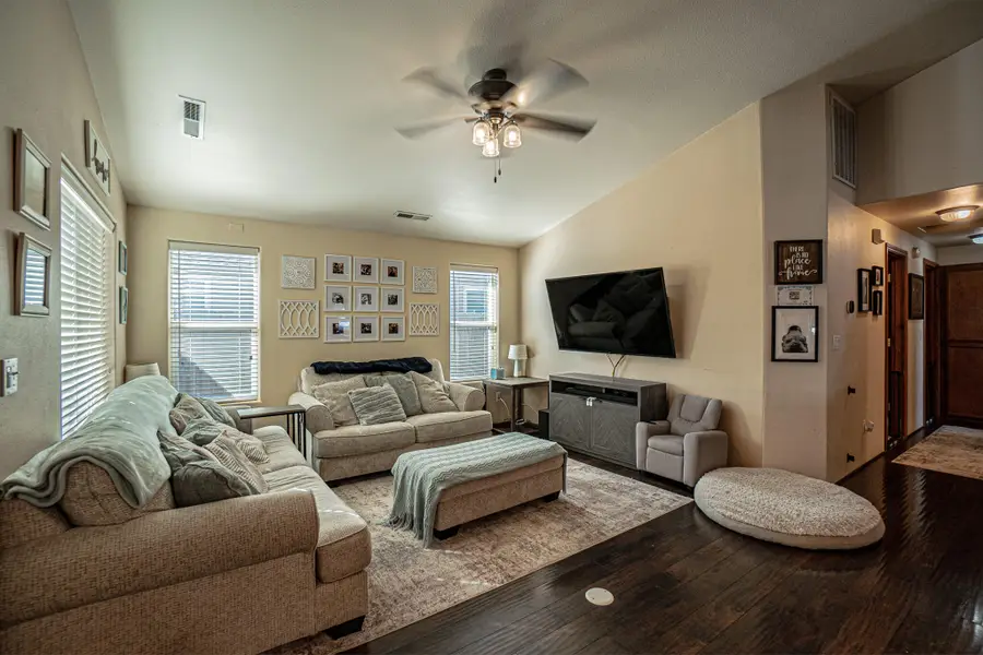 436 Vick Lane, Medford, OR 97501 - #2