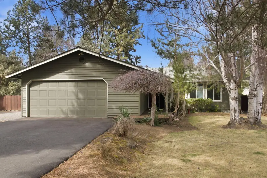 21060 Woodhaven Avenue, Bend, OR 97702 - #2