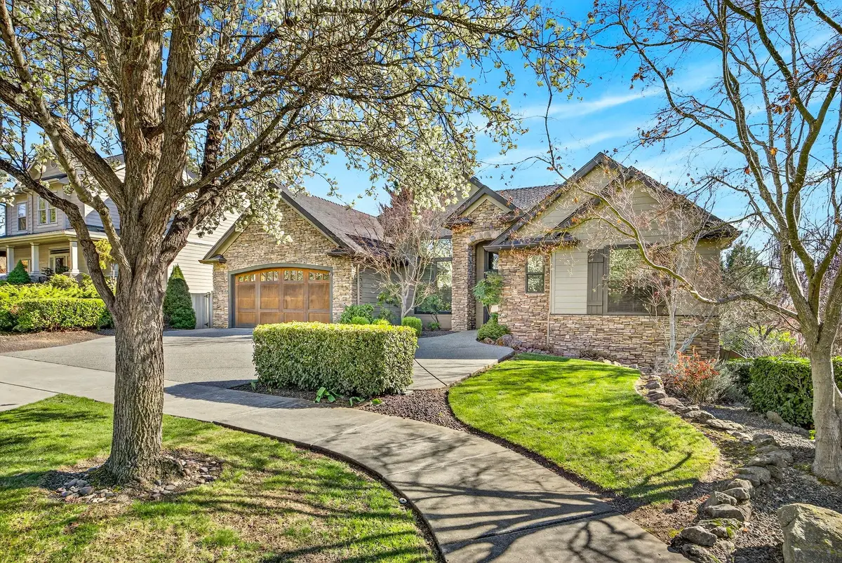 3874 Cherry Lane, Medford, OR 97504 - #1