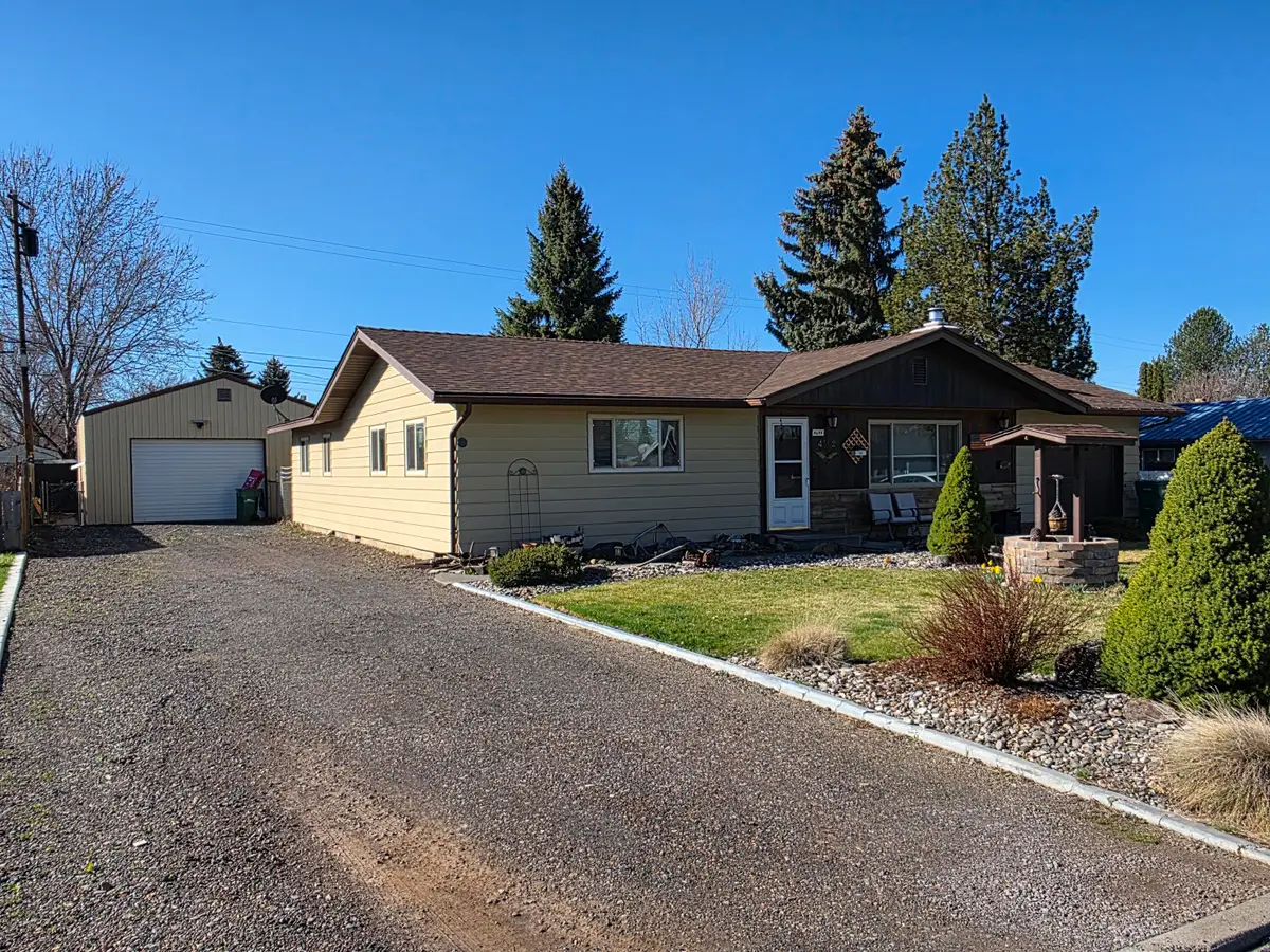 4302 Onyx Avenue, Klamath Falls, OR 97603 - #1