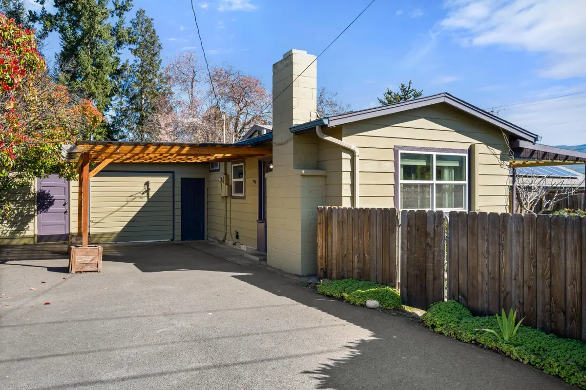 100 Christian Avenue, Talent, OR 97540 - #1