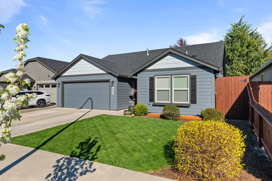 2033 Milton Lane, Medford, OR 97501 - #2