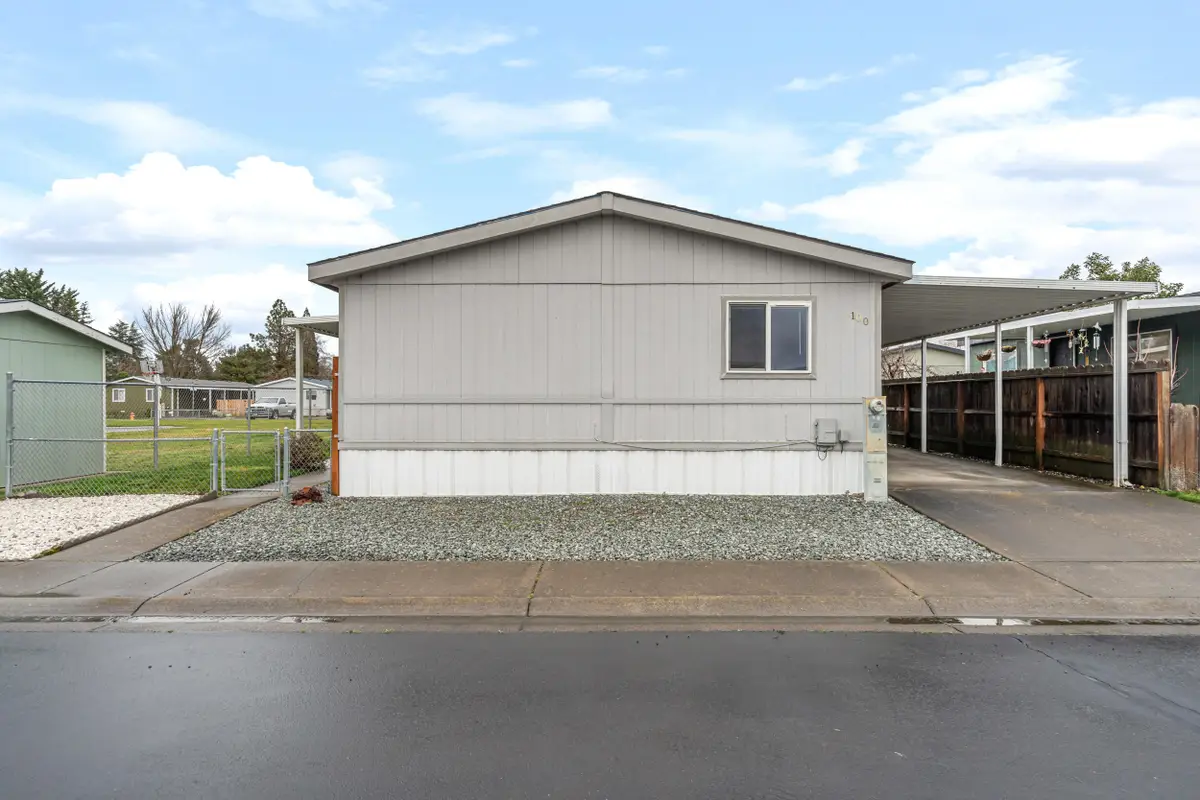 1570 S Peach Street #SPC 100, Medford, OR 97501 - #1