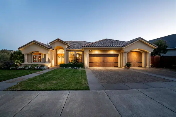 4506 Pinnacle Drive, Medford, OR 97504