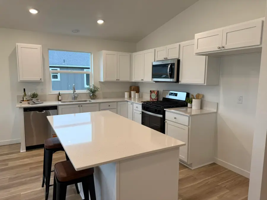 604 NE Mitchell Street #169, Madras, OR 97741 - #3