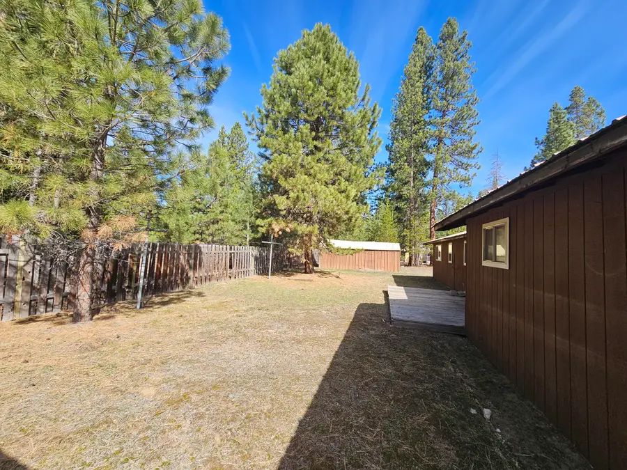 51473 Hemlock Road, La Pine, OR 97739 - #2